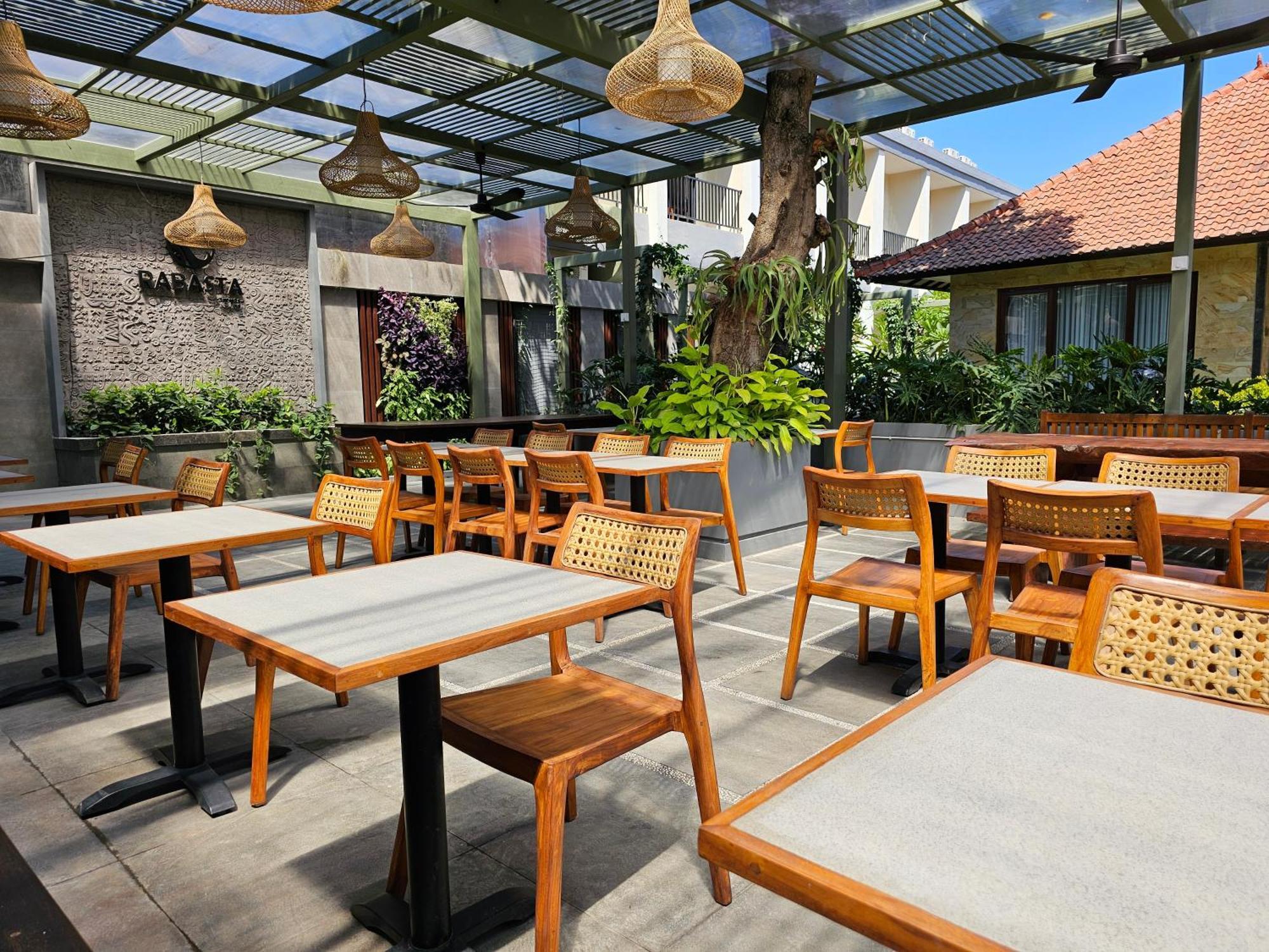 Rabasta Enjoy Kuta Hotel Kuta Lombok Exterior foto